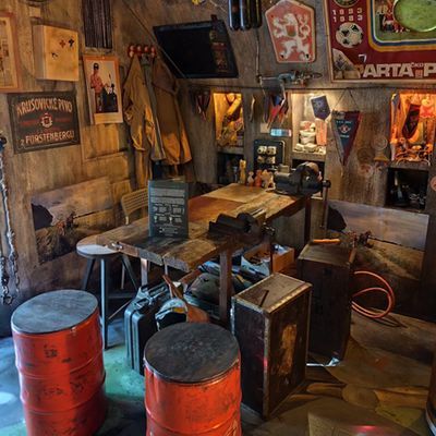 Green Devil's Absinth bar