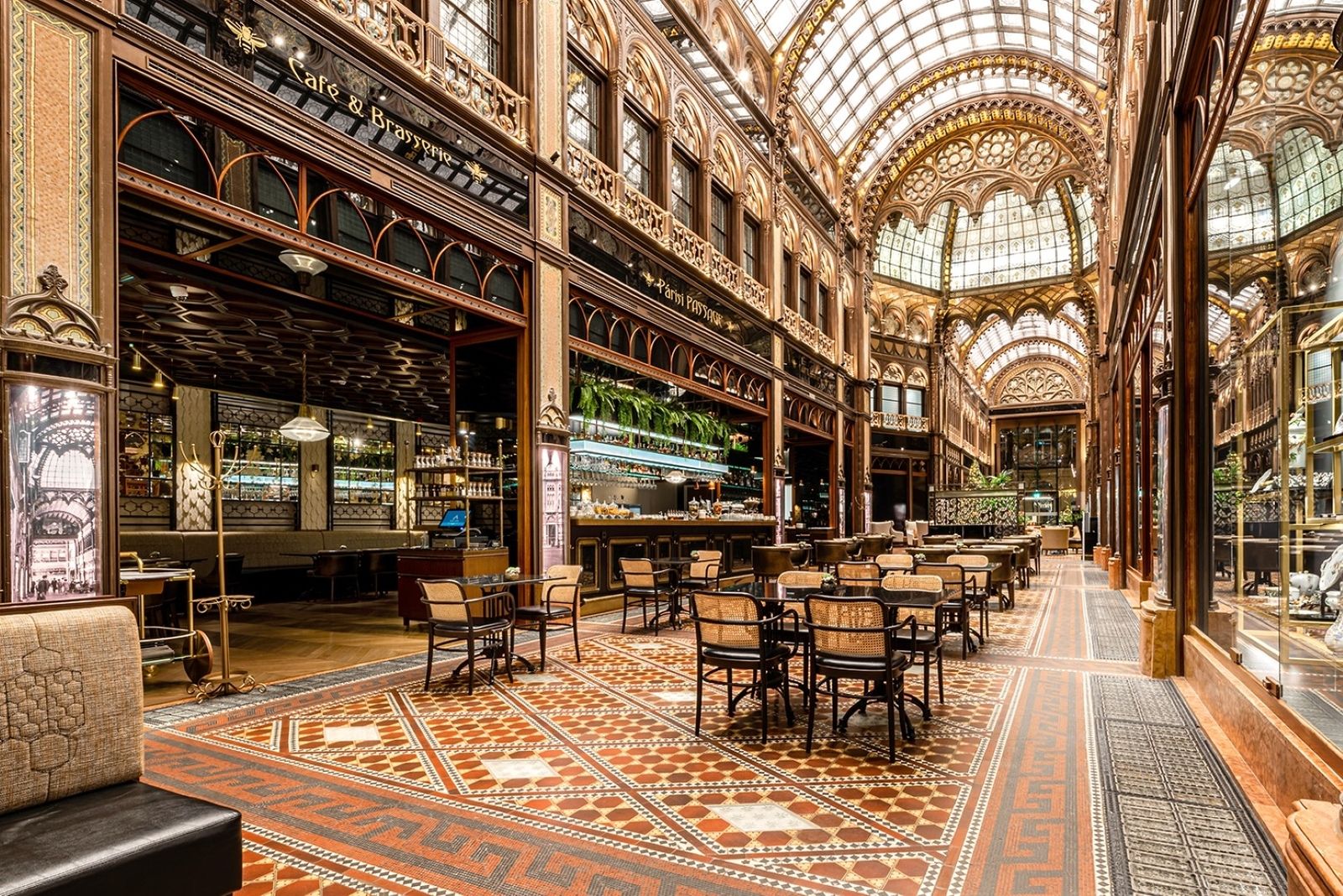 Párisi Passage Restaurant