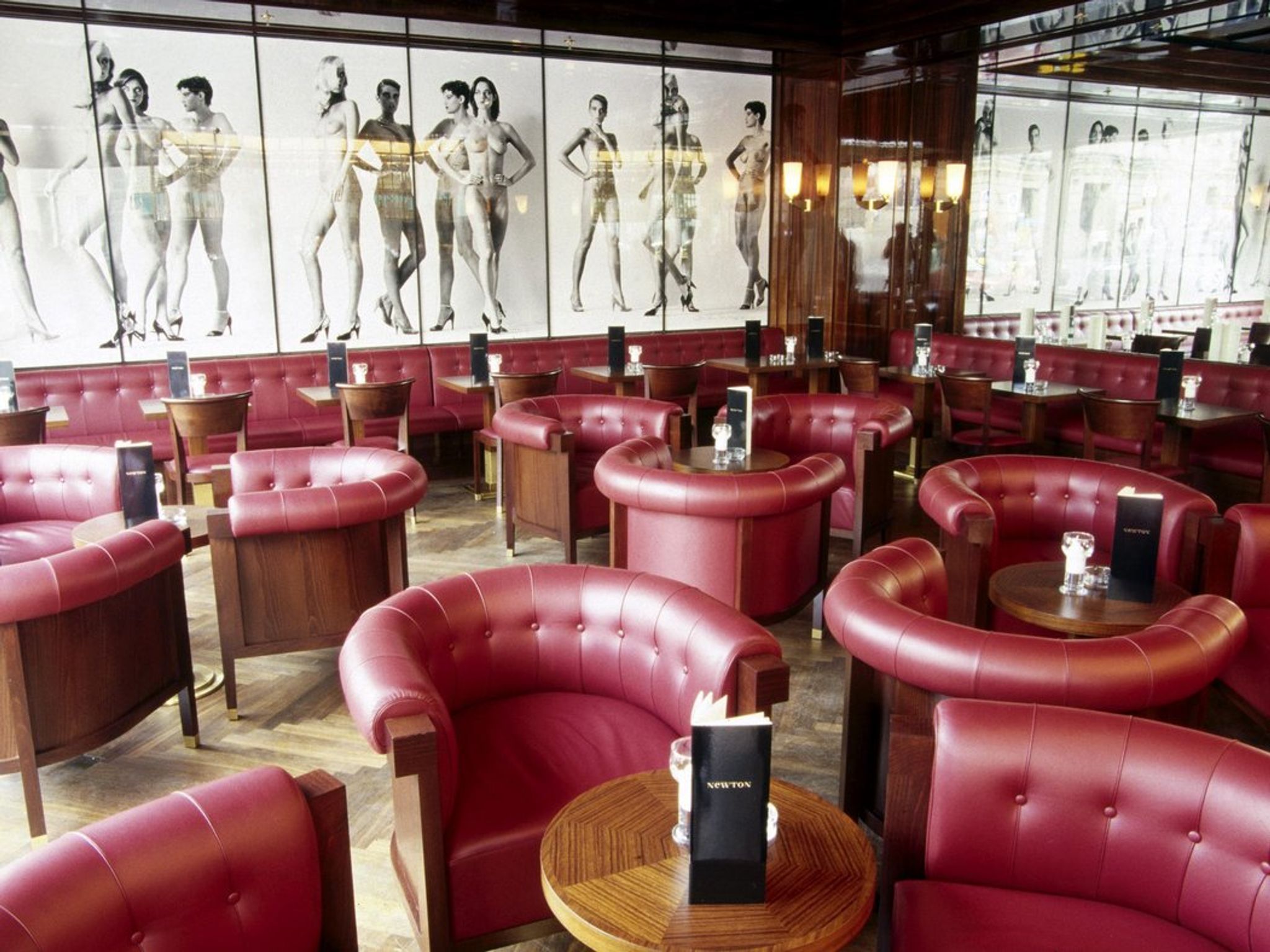 Newton Bar