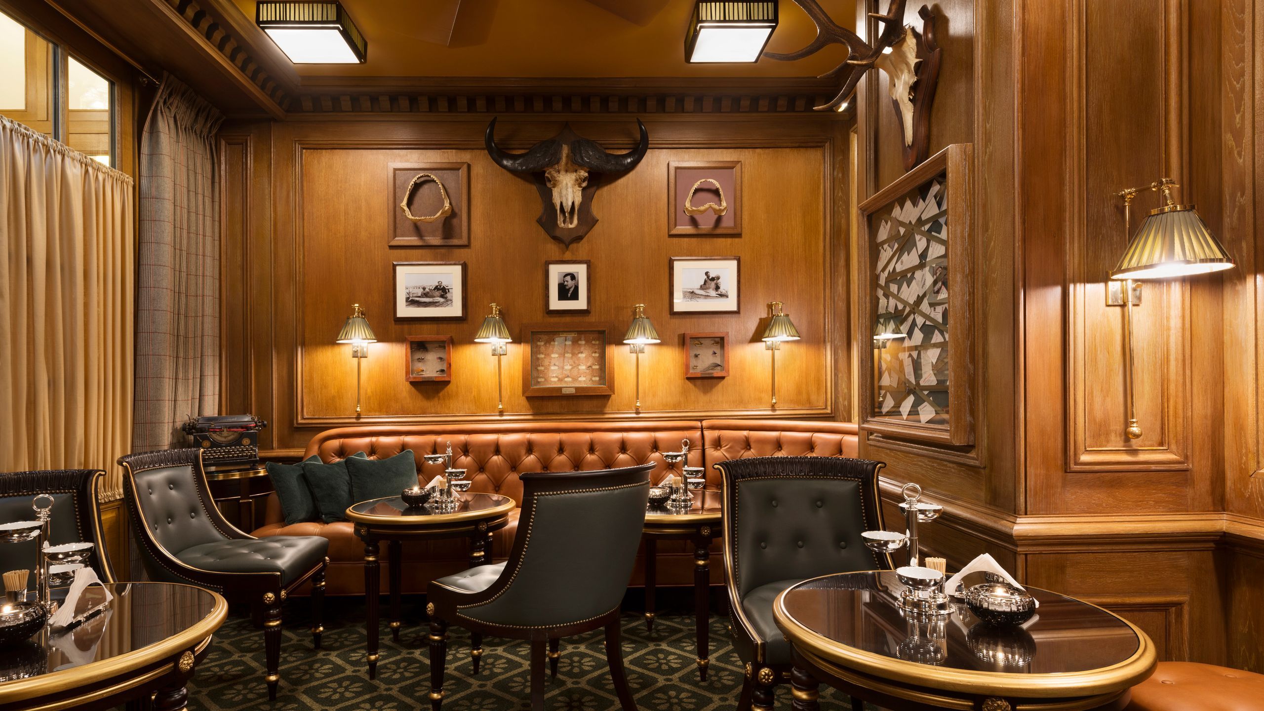 Bar Hemingway