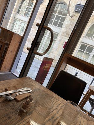 Kuro Expresso Bar