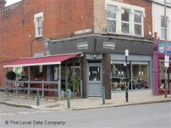 Corner Café