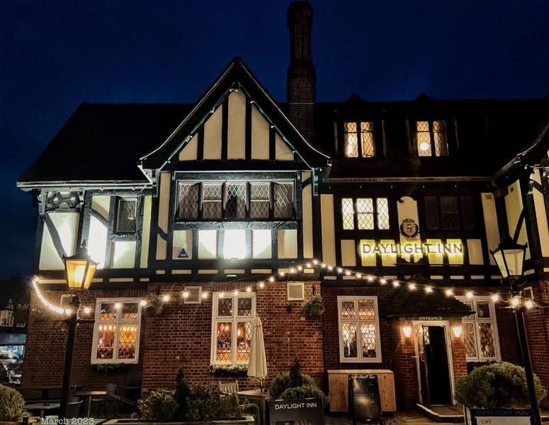Daylight Inn